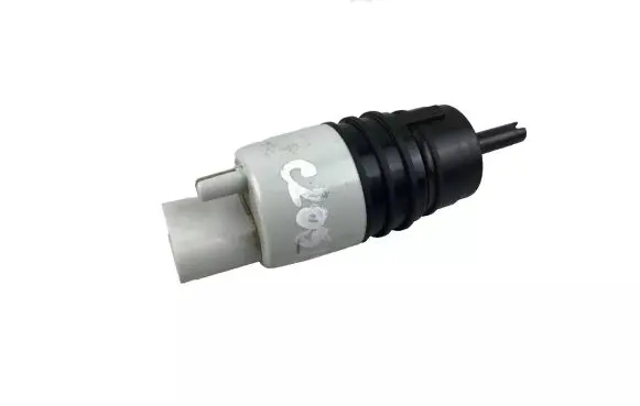 Mercedes-Benz GLC X253 C253 Windscreen/windshield washer pump A0998660121