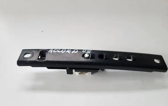 Honda Accord Seat belt height adjuster 
