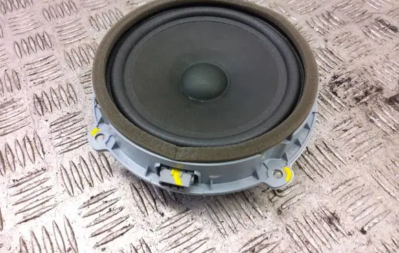 KIA Pro Cee'd III Front door speaker 96330J7100