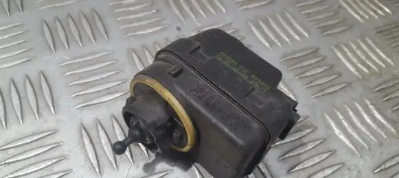Citroen Xsara Picasso Headlight level adjustment motor 