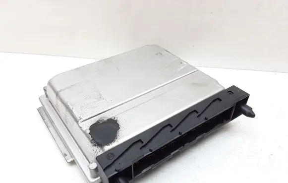 Volvo XC90 Engine control unit/module 30646978 0281011441