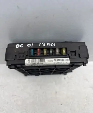 Renault Scenic I Fuse module 8200029342B