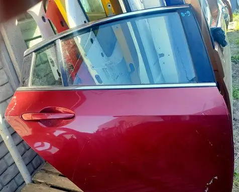 Mazda 6 Rear door