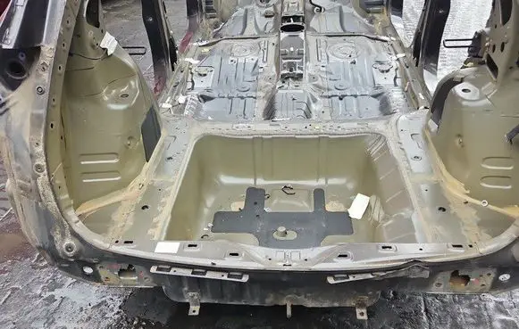 Rear quarter panel