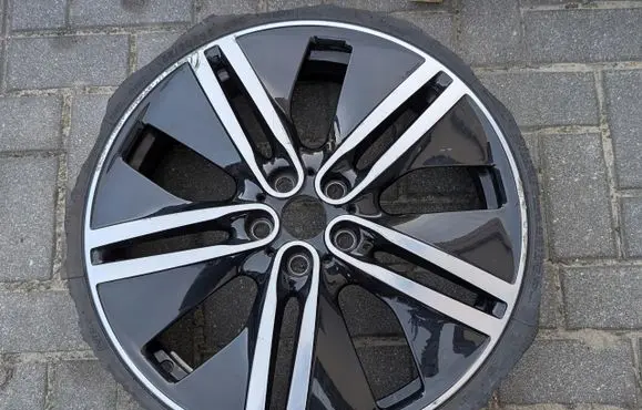 BMW i3 R20 alloy rim 