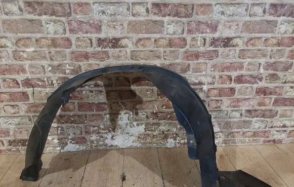 Suzuki SX4 Front arch 