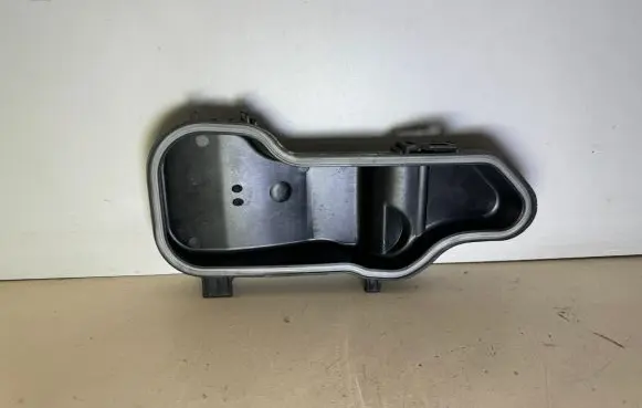 Volvo S80 Headlight/headlamp dust cover 63302
