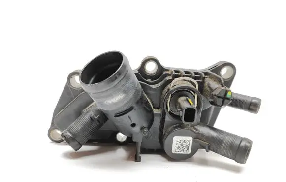 Thermostat/thermostat housing