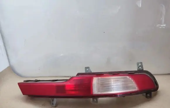 KIA Sportage Rear bumper light 
