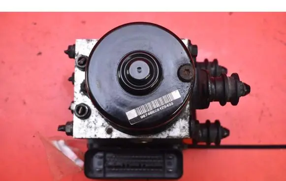 Audi A3 S3 8P ABS Pump 1K0614517B