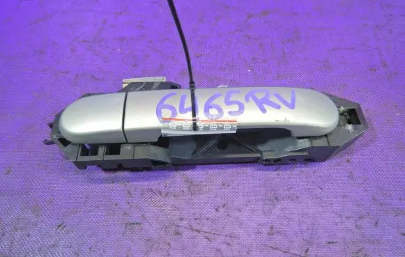 Nissan Tiida C11 Front door exterior handle