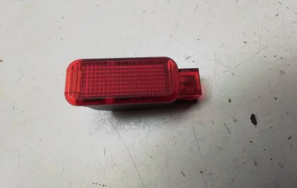 Volkswagen PASSAT B6 Rear seat light SB7FR