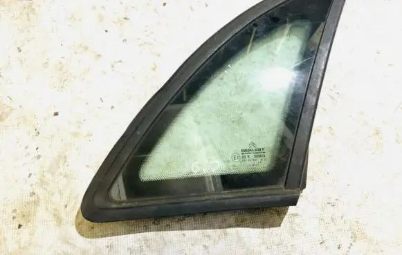 Citroen C5 Rear side window