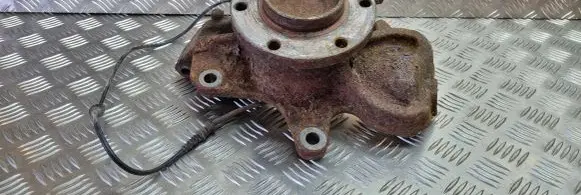 Mercedes-Benz Sprinter W906 Front wheel hub spindle knuckle