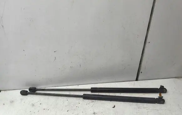 Opel Astra G Shock absorber/damper mounting bracket 90521517
