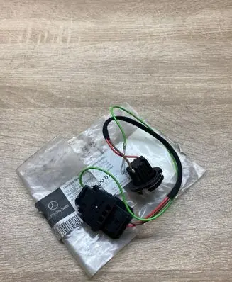 Mercedes-Benz ML W164 Plug wire A1648260007 968977B