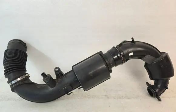 Volvo XC40 Air intake duct part 32252698