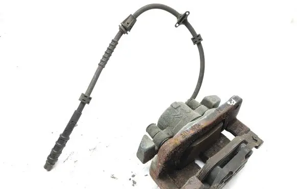 Peugeot 3008 II Front brake caliper