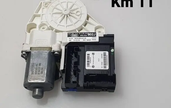 Audi A3 S3 8P Front door window regulator motor 8P0959802J S006060012E