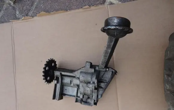 Renault Scenic III - Grand scenic III Oil pump XXX
