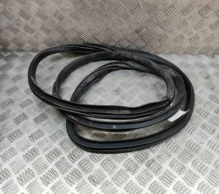 Tesla Model Y Rubber seal front coupe door 149767300B