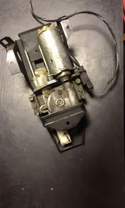 BMW 7 E38 Seat adjustment motor 8181445