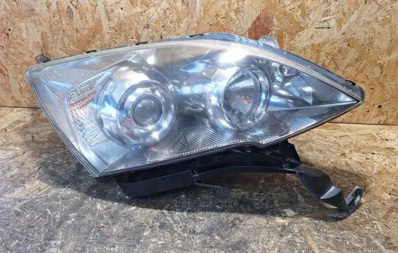 Honda CR-V Headlight/headlamp