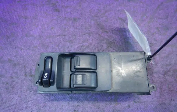 Honda Accord Quarter vent window switch 8123U