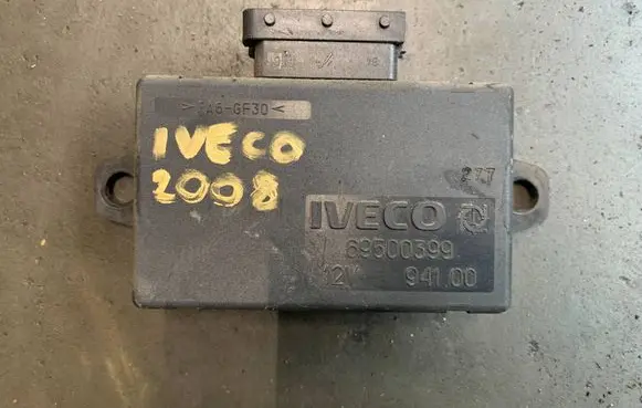 Iveco Daily 4th gen Door central lock control unit/module 69500399