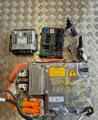 Peugeot 3008 I Engine ECU kit and lock set 2F03020000109 23054H11 0437508122