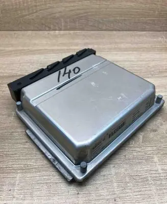 Volvo V70 Engine control unit/module ECU 08677708A 0281010319 L42