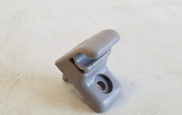 Iveco Daily 5th gen Sun visor clip/hook/bracket 