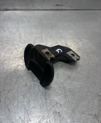 BMW 5 E39 Front bumper mounting bracket 8159361