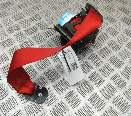 Mercedes-Benz CLA C117 X117 W117 Rear seatbelt A1178601085