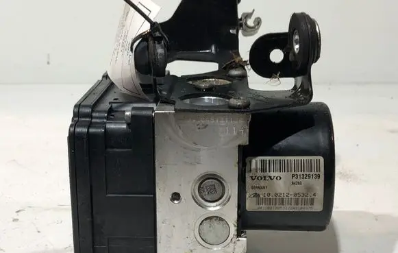 Volvo S80 ABS Pump 31329139 10061935511 000404972C3