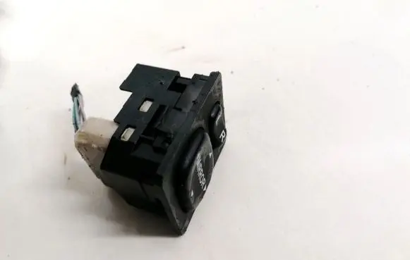 Toyota Yaris Wing mirror switch 183574 769746D