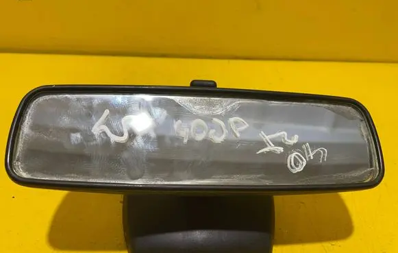 Rear view mirror (interior)