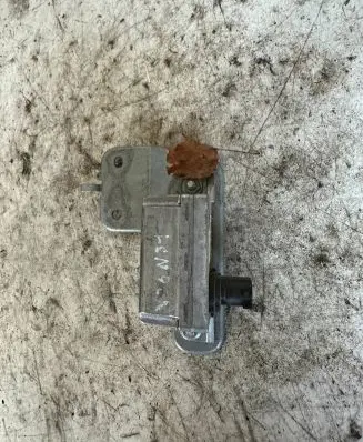 Volvo V70 ESP acceleration yaw rate sensor 8688069