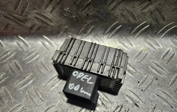 Opel Astra G Glow plug pre-heat relay 09132691 51299008