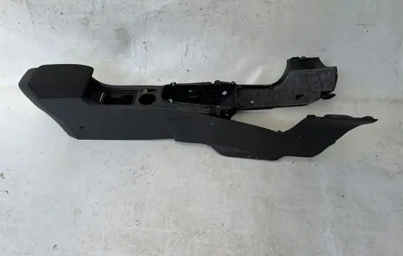 Opel Astra J Center console