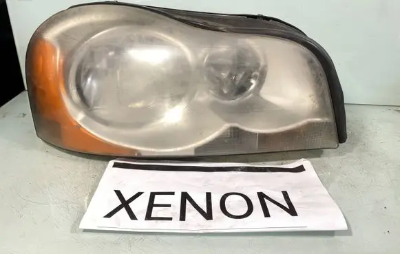 Volvo XC90 Headlight/headlamp 89007594