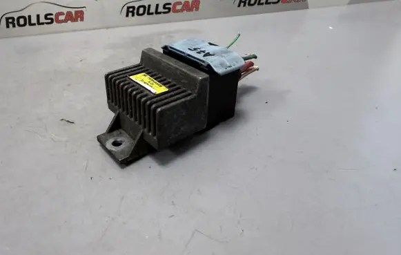 Renault Laguna II Glow plug pre-heat relay 8200859243 FGPR812 8682