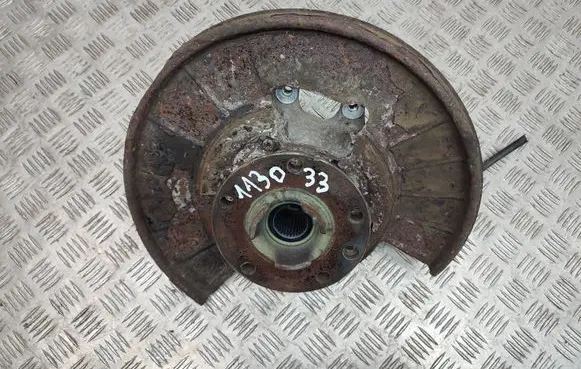 Volkswagen Touareg II Rear wheel hub