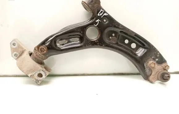 Front lower control arm/wishbone