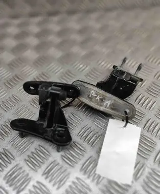 Mercedes-Benz GLE W167 Rear door hinge set A1677304500 A1677304300