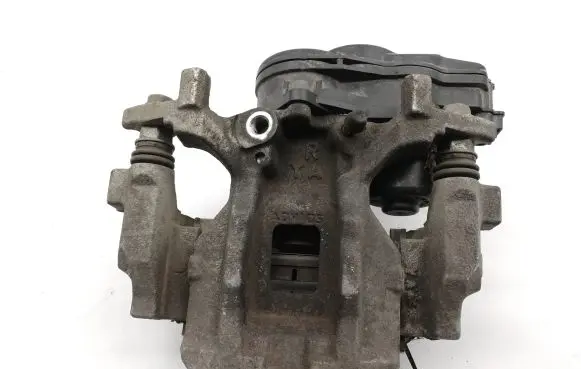 Toyota C-HR I Rear brake caliper