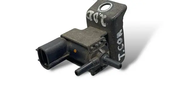 Toyota Corolla Verso E121 Vacuum valve 9091012232