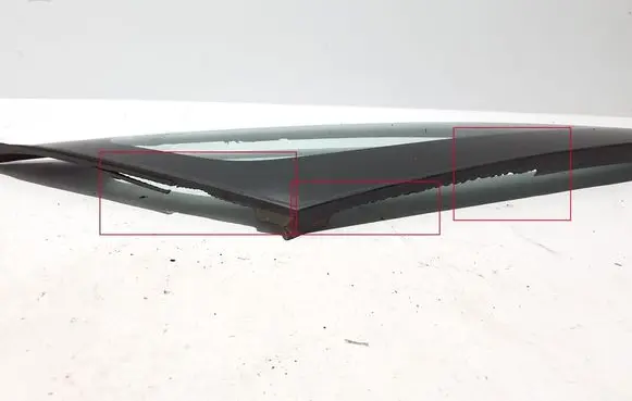 Fiat 500L Front triangle window/glass 51957747