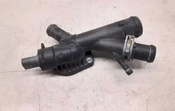 Audi A1 Thermostat housing 03L121131AA