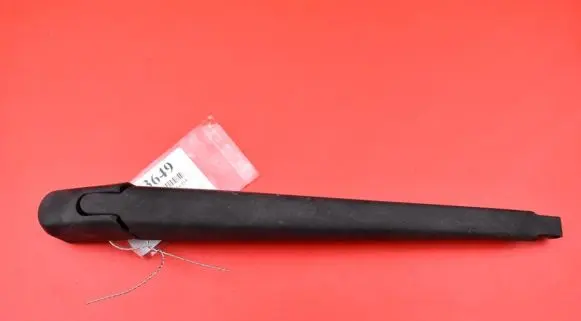 Mazda 6 Rear wiper blade arm